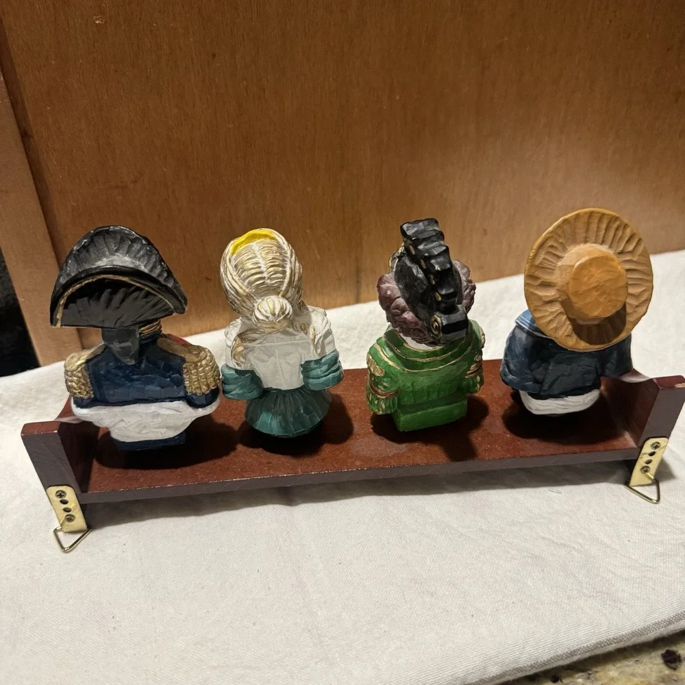 Pusser's Rum Bottle Stoppers Set 4‎ Multi Nautical Busts with Wood Display Rack